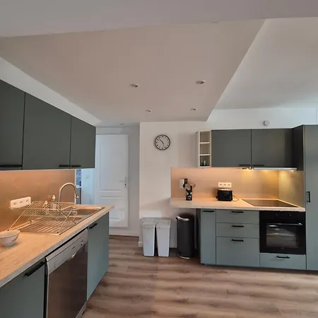 Au Coeur De Pour 10 Personnes Apartment