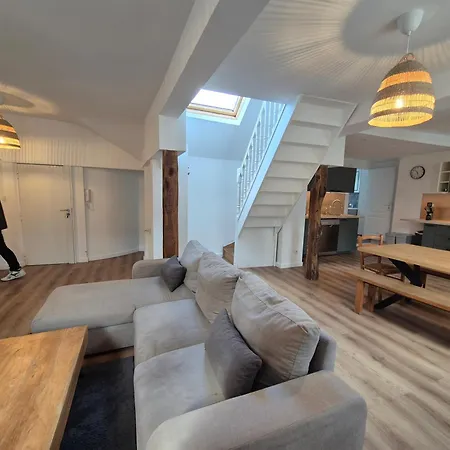 Au Coeur De Pour 10 Personnes Apartment